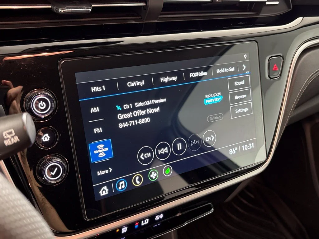 Used 2023 Silver Chevrolet LT image 38