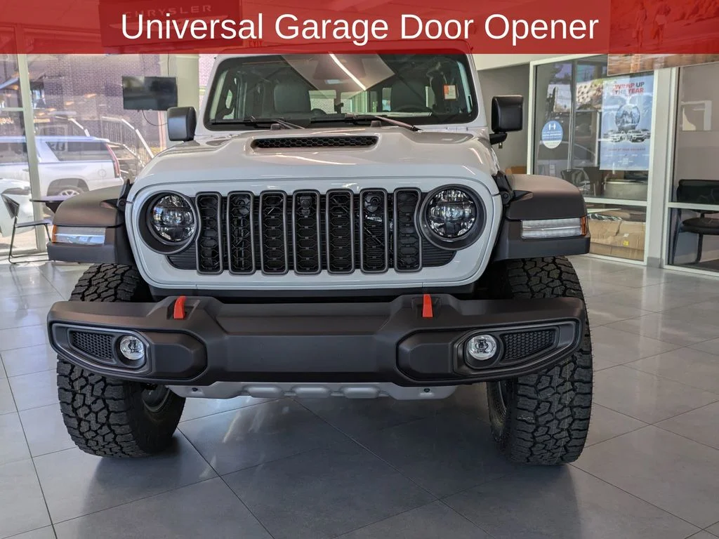 New 2026 Bright White Clear-Coat Exterior Paint Jeep Mojave image 11