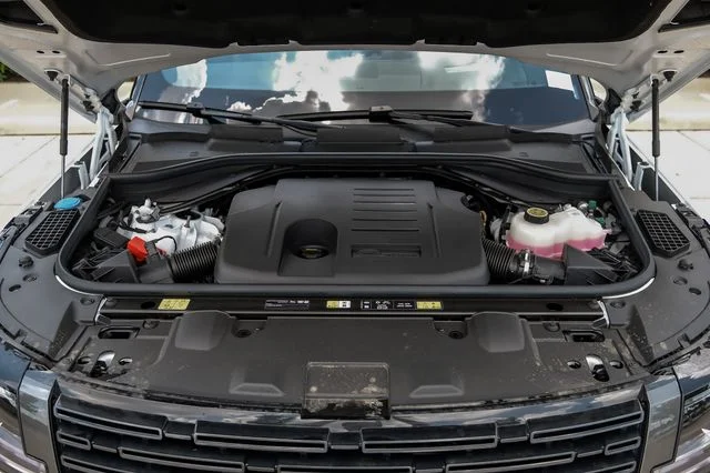 2026 Land Rover Range Rover SE - Photo 66