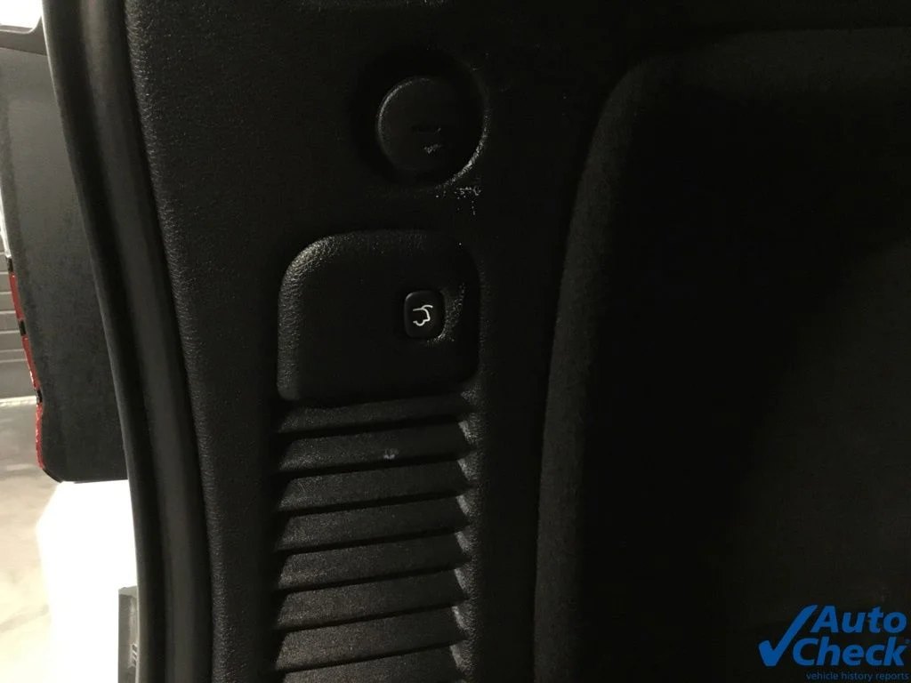 Used 2018 White Dodge Citadel image 13