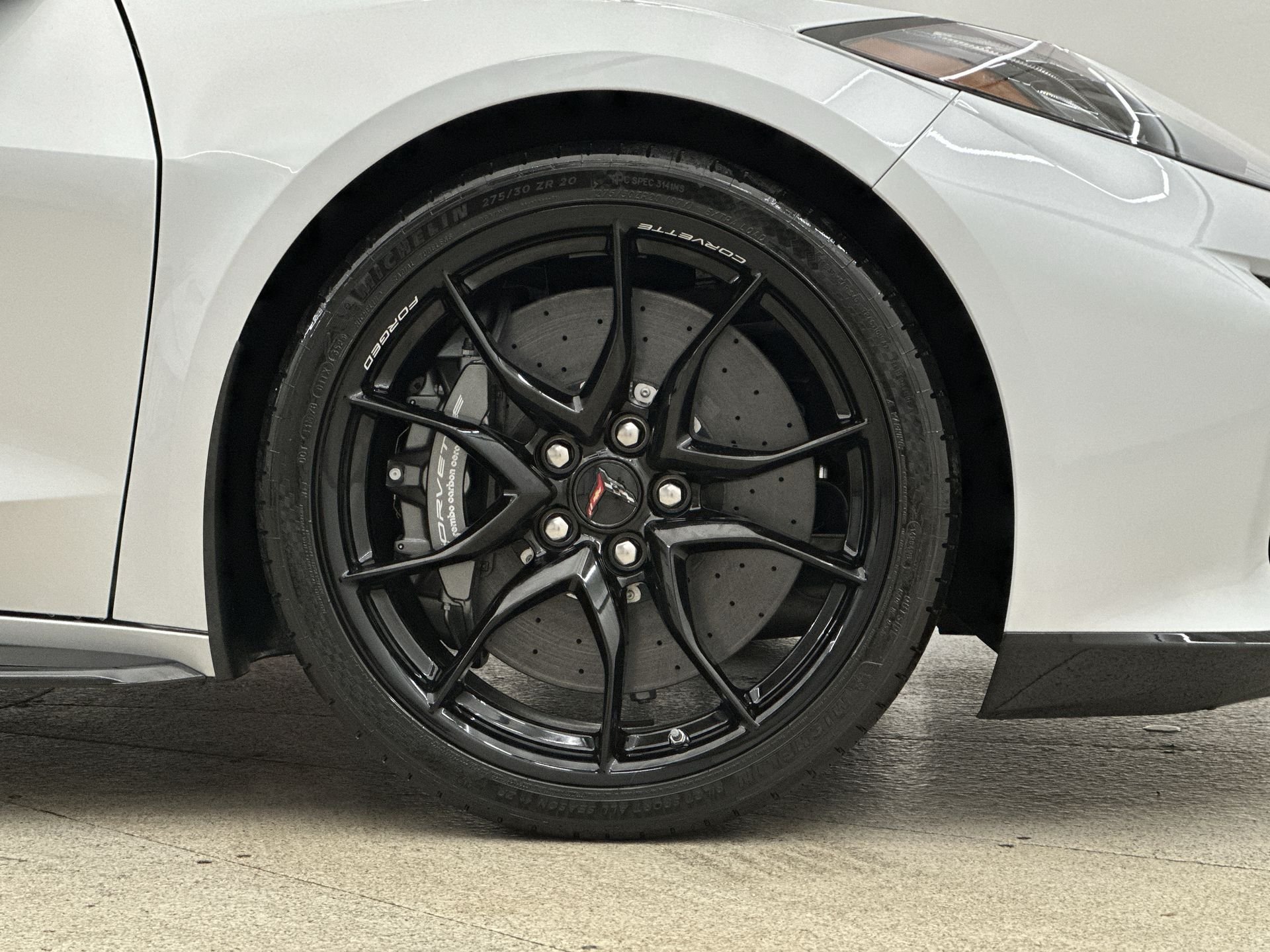 2027 Chevrolet Corvette 2LT - Photo 33