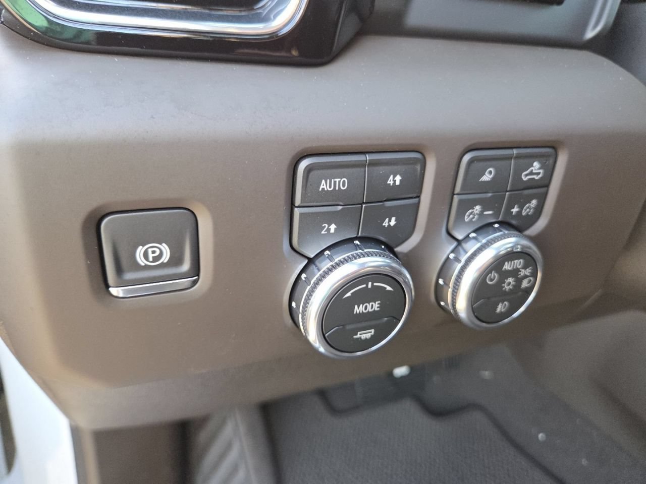 New 2026 Glacier White Tricoat GMC Denali image 6