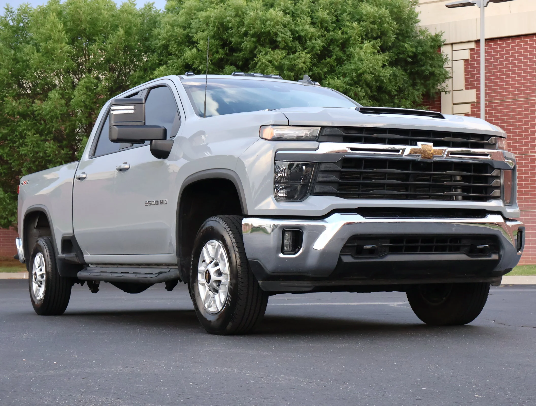 2024 Chevrolet Silverado HD LT 4WD Crew Cab Standard Box's photo