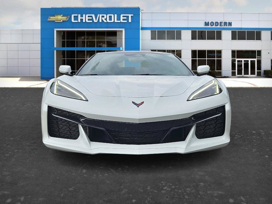 Used 2024 Arctic White Chevrolet 1LZ image 7