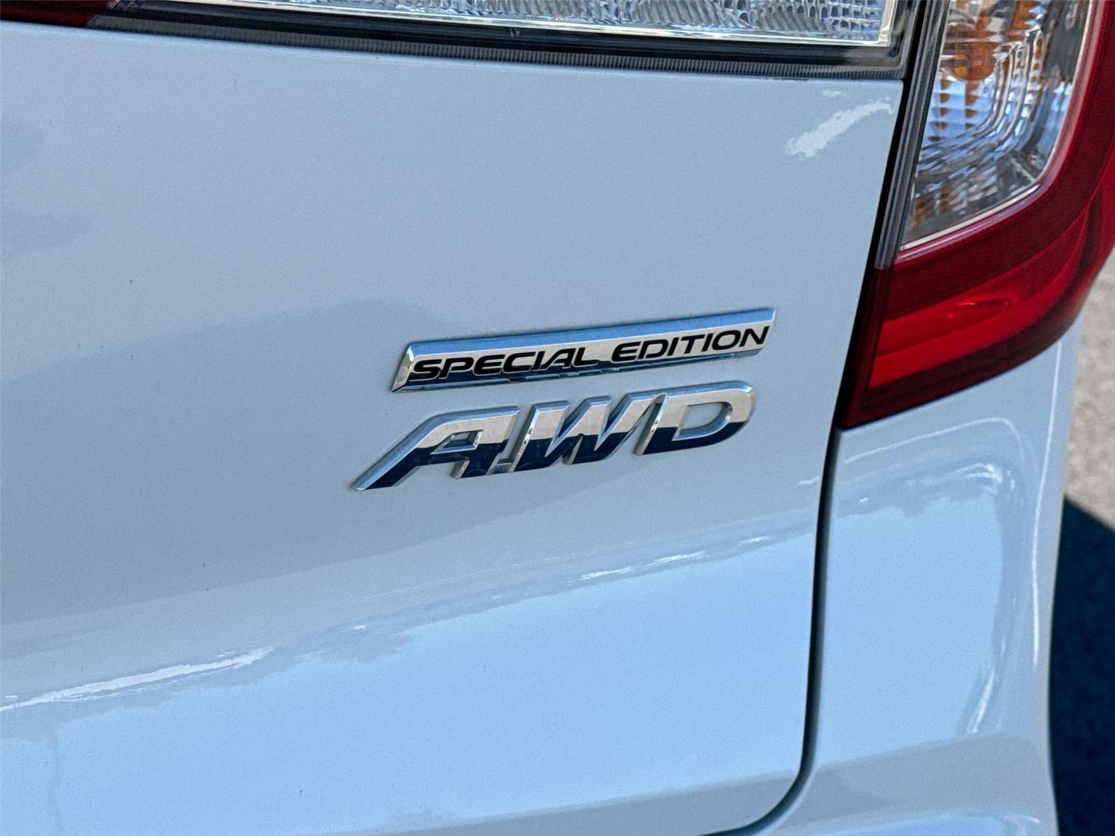 Used 2022 Platinum White Pearl Honda Special Edition image 20