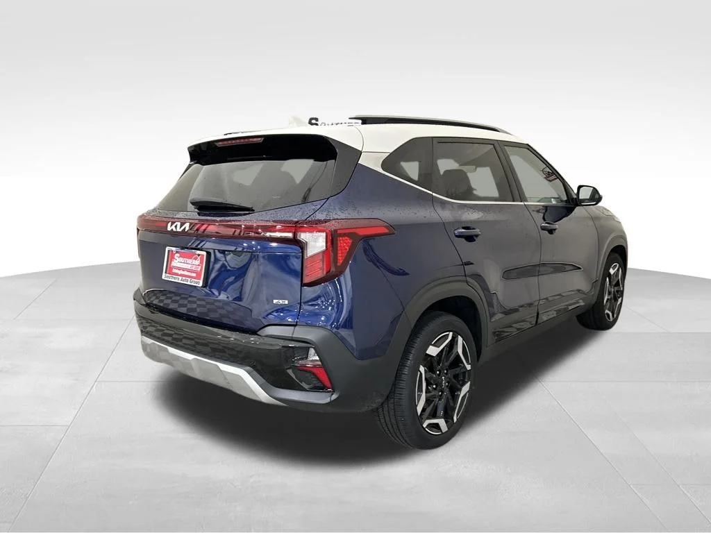 Used 2024 Blue Kia SX image 5