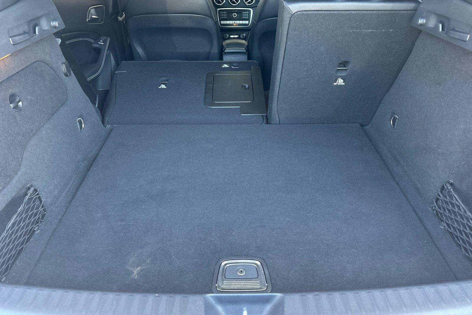 Used 2019 Polar White Mercedes-Benz 250 image 18