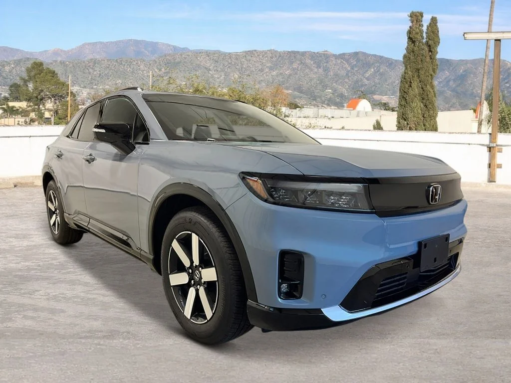 New 2026 Sonic Gray Pearl Honda Touring image 9