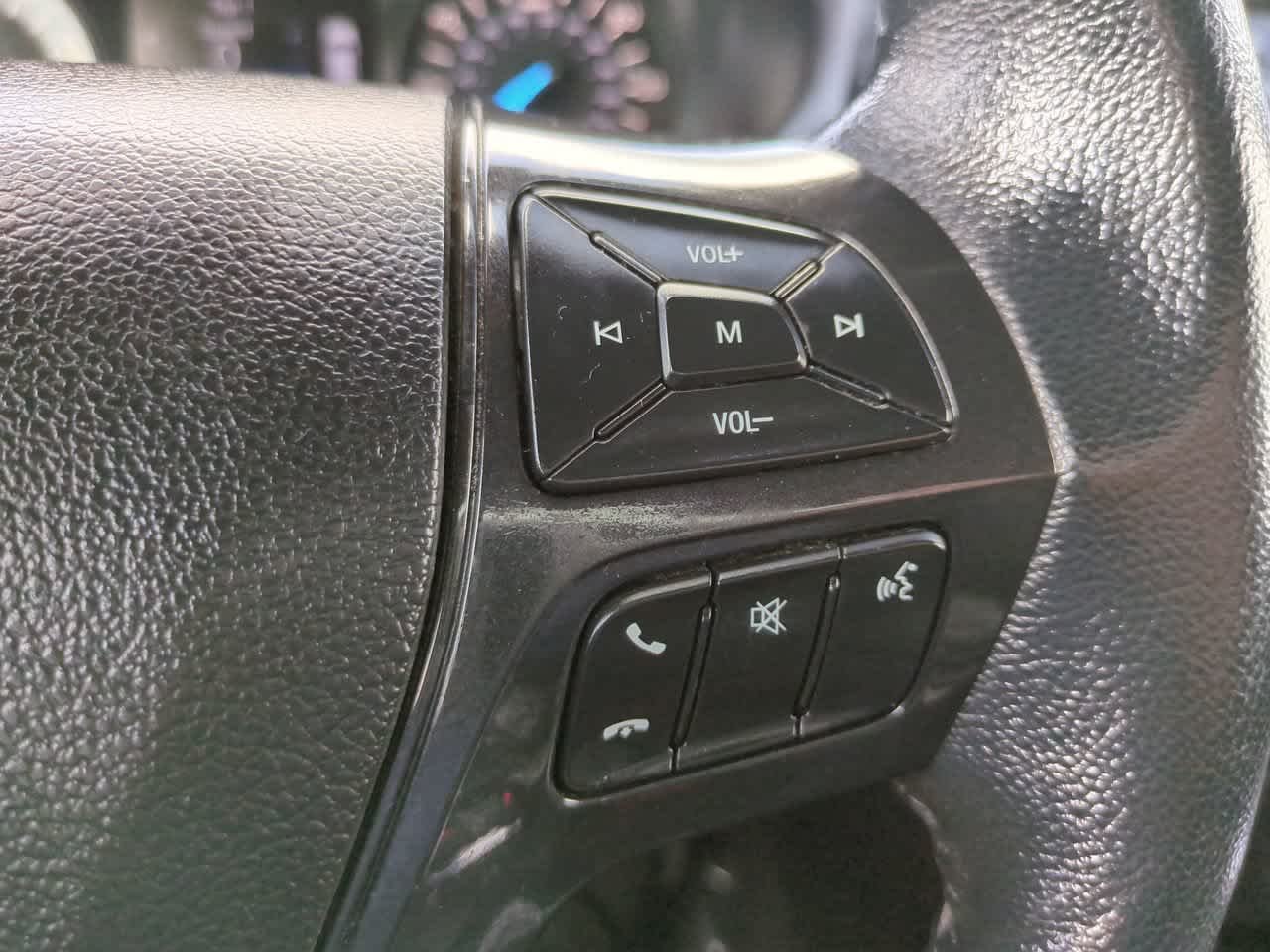Used 2017 Magnetic Metallic Ford XLT image 24