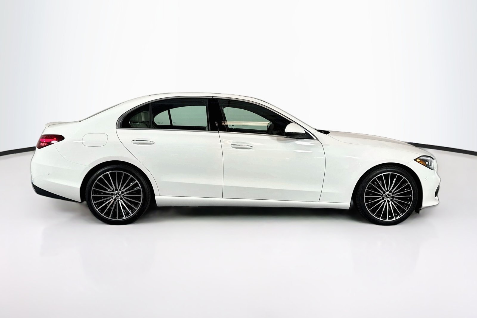 New 2026 Polar White Mercedes-Benz C 300 image 4