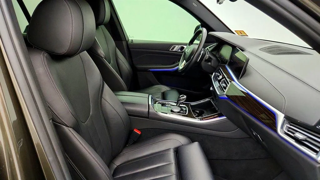 Used 2020 Manhattan Green Metallic BMW xDrive40i SAV w/ Vernasca Leather & Convenience Pkg image 26