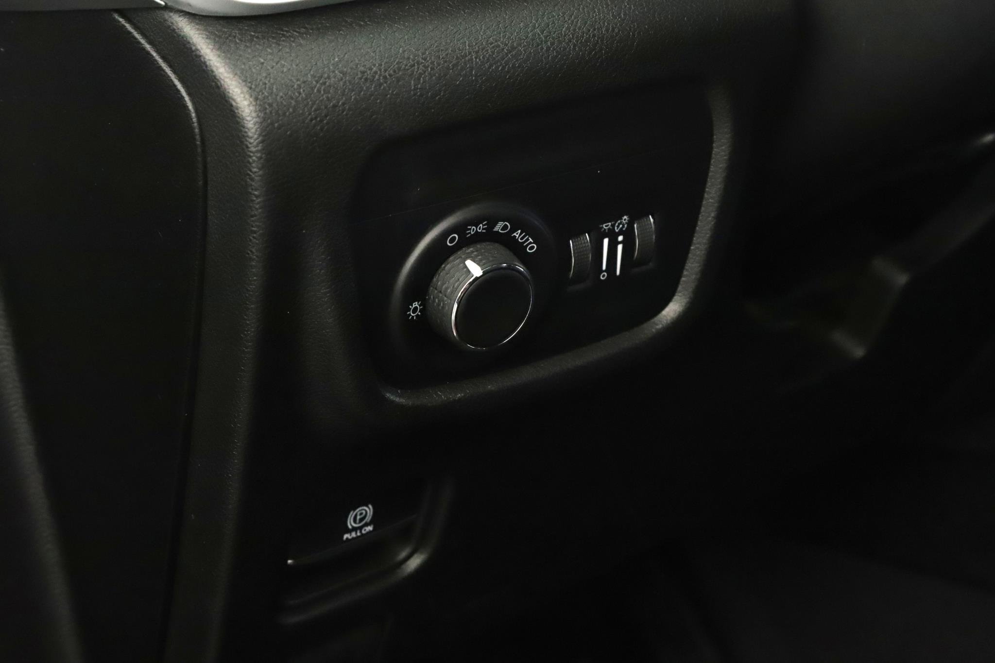 Used 2023 Velvet Red Pearlcoat Jeep Altitude 4x4 image 10