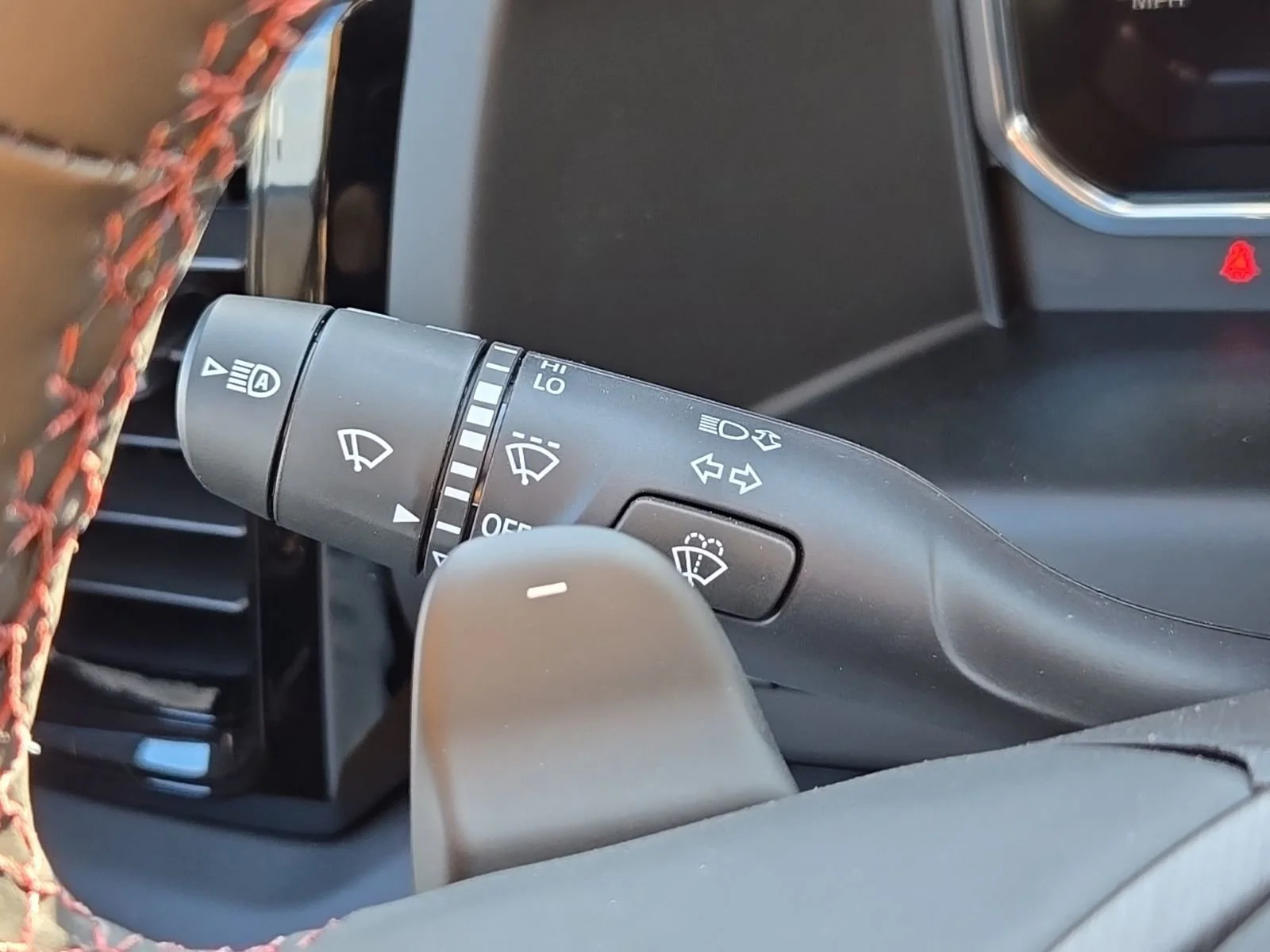 2026 GMC Sierra 1500 AT4X - Photo 39