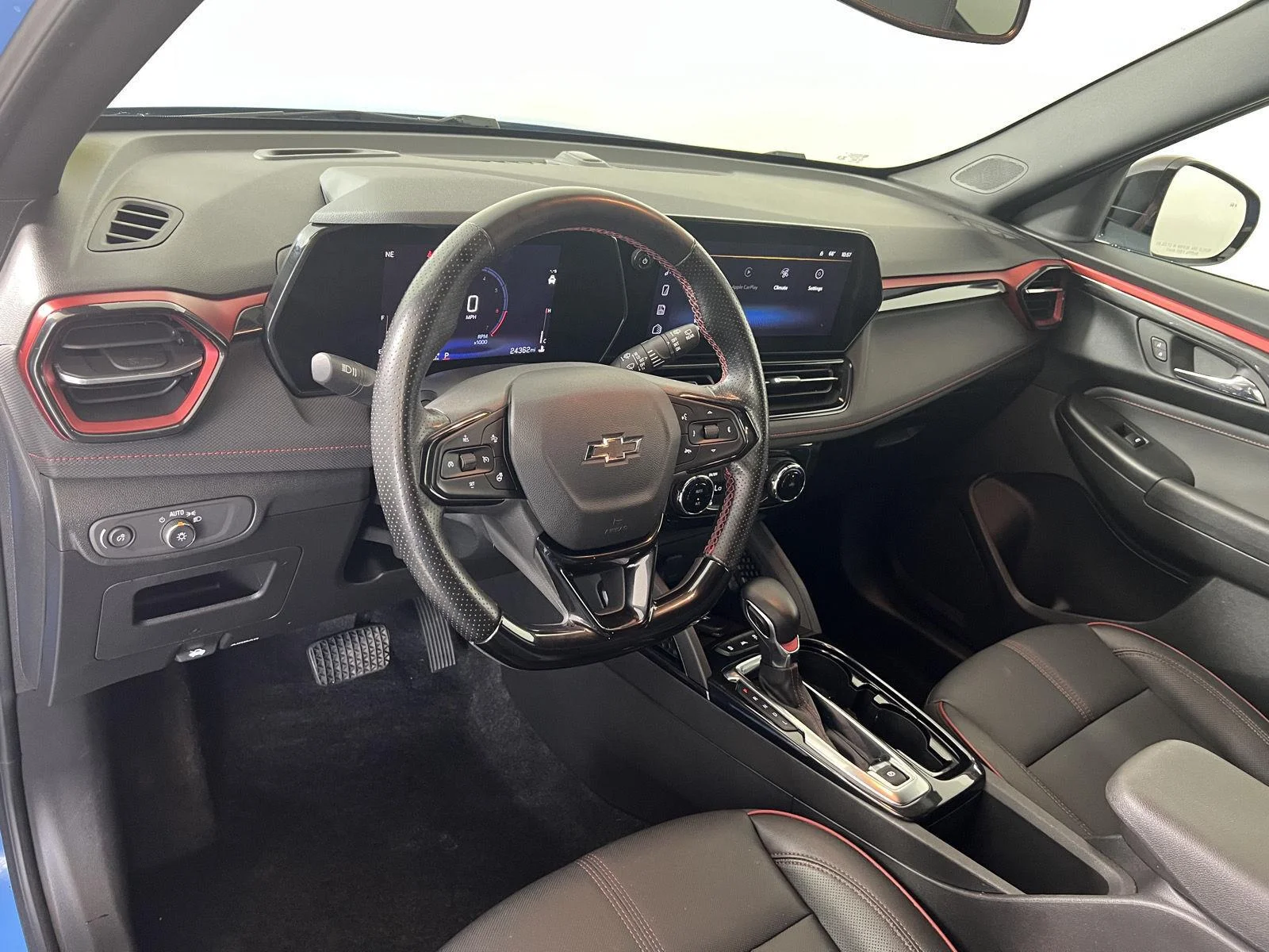 Used 2024 Fountain Blue Chevrolet RS image 4