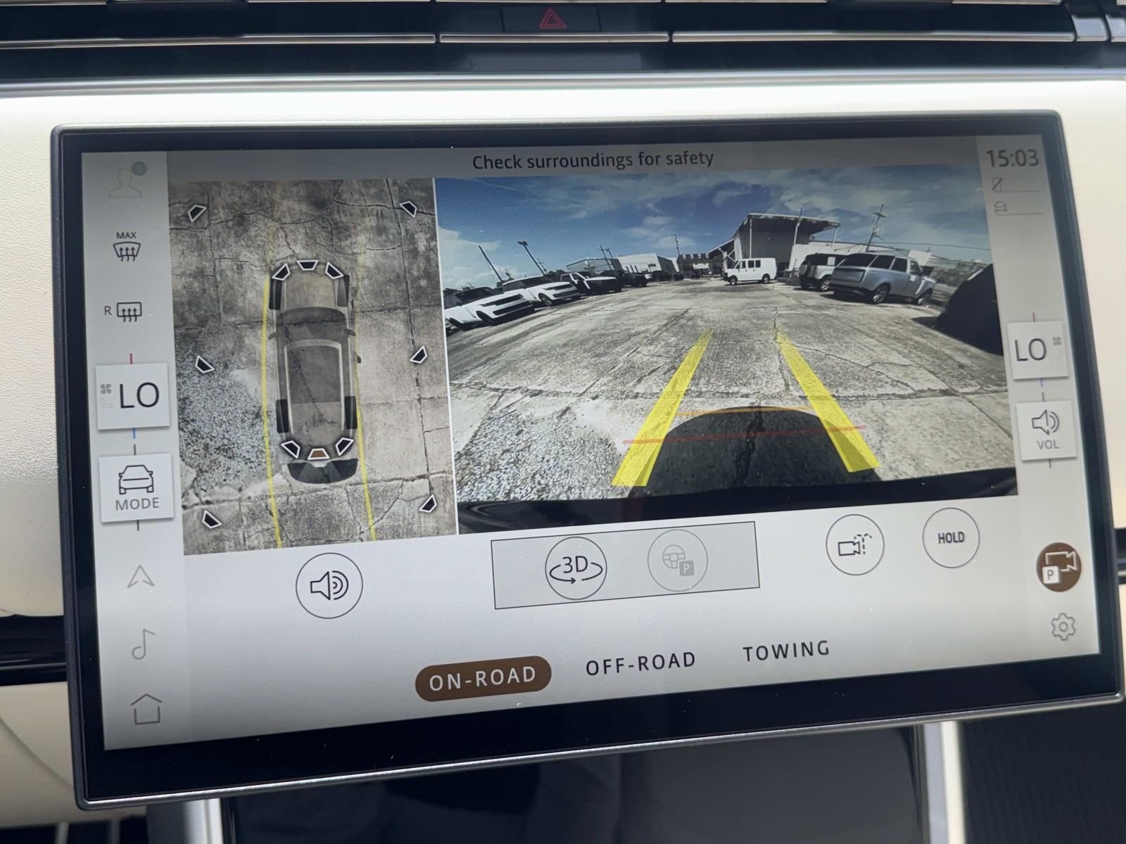 New 2026 Santorini Black Land Rover SE image 24