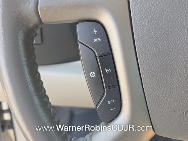 Used 2013 Silver GMC SLE image 27