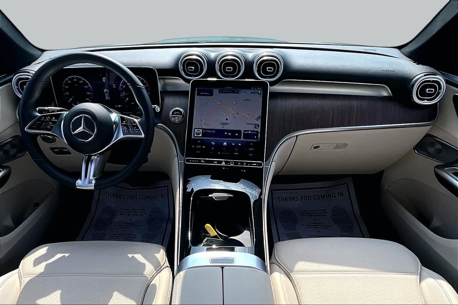 Used 2026 Verde Silver Metallic Mercedes-Benz GLC 300 image 15