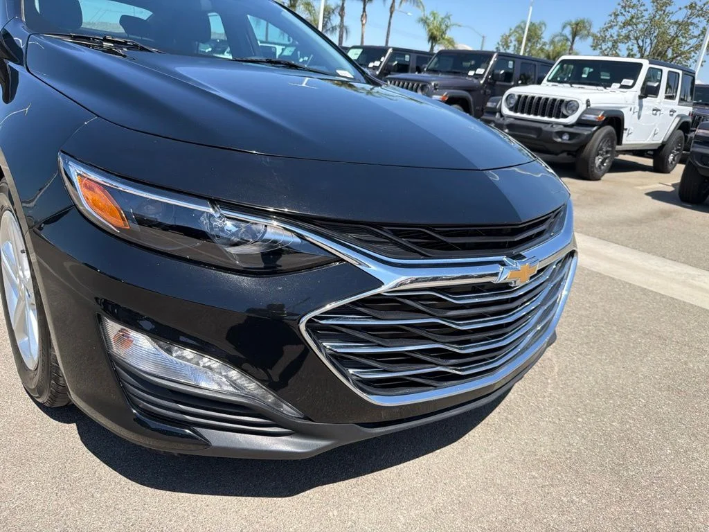 Used 2023 Black Chevrolet LT image 10