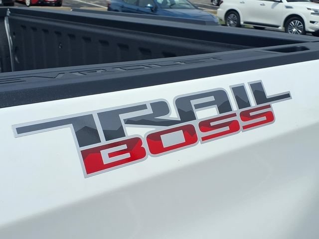 New 2026 Summit White Chevrolet LT Trail Boss image 19