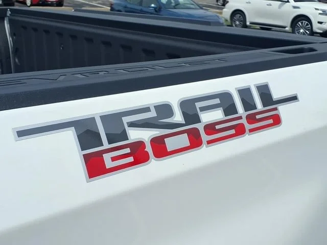 New 2026 Summit White Chevrolet LT Trail Boss image 19