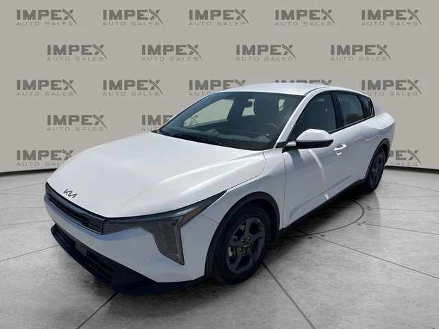 2025 Kia K4 LXS