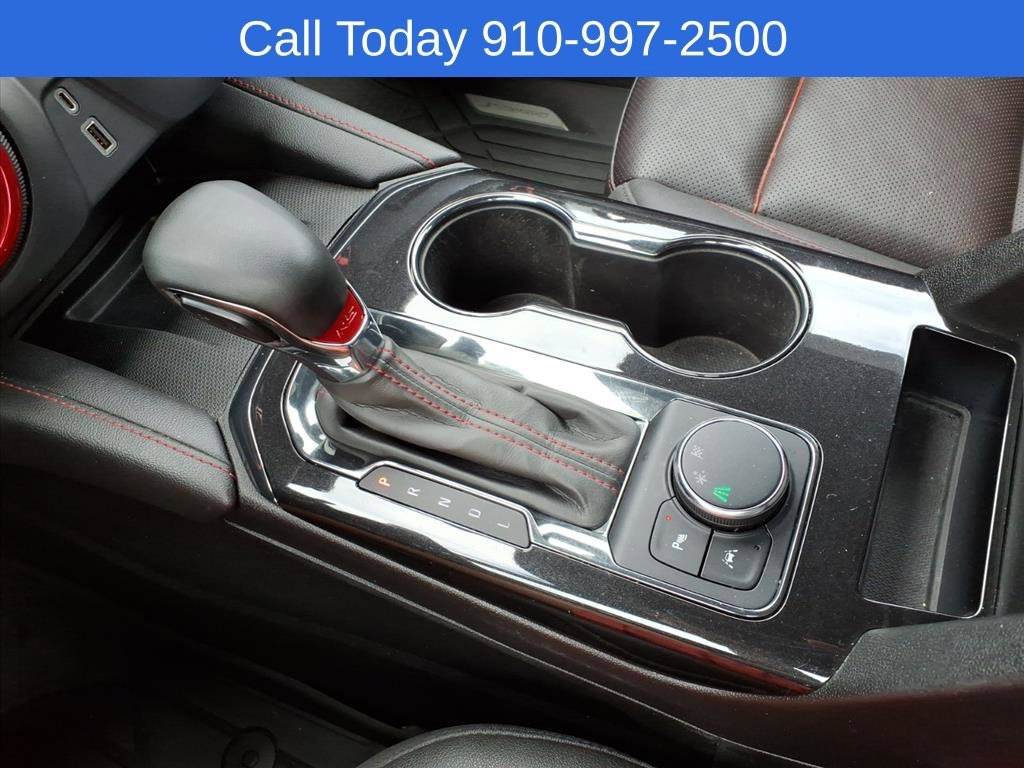 Used 2023 Iridescent Pearl Tricoat Chevrolet RS image 20