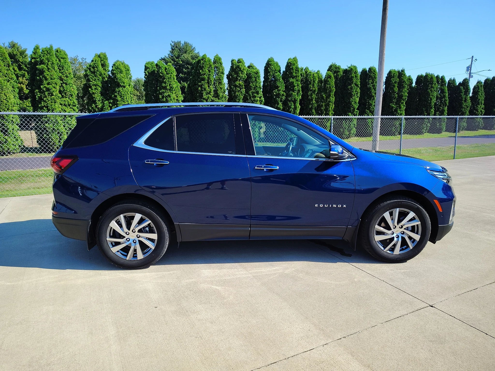 Used 2023 Blue Glow Metallic Chevrolet Premier image 2