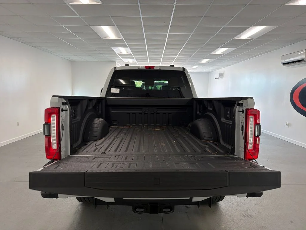 New 2026 Avalanche Ford F-350® Lariat® image 8