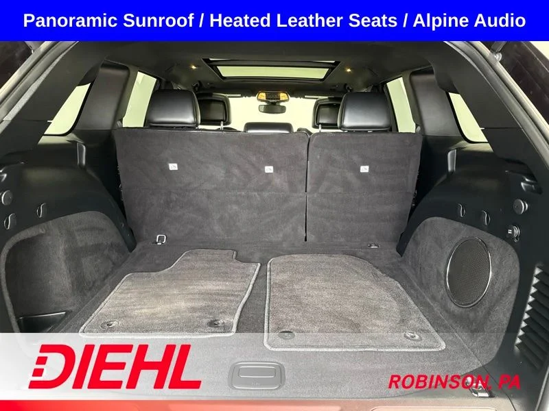 Used 2018 Red Jeep Limited image 9