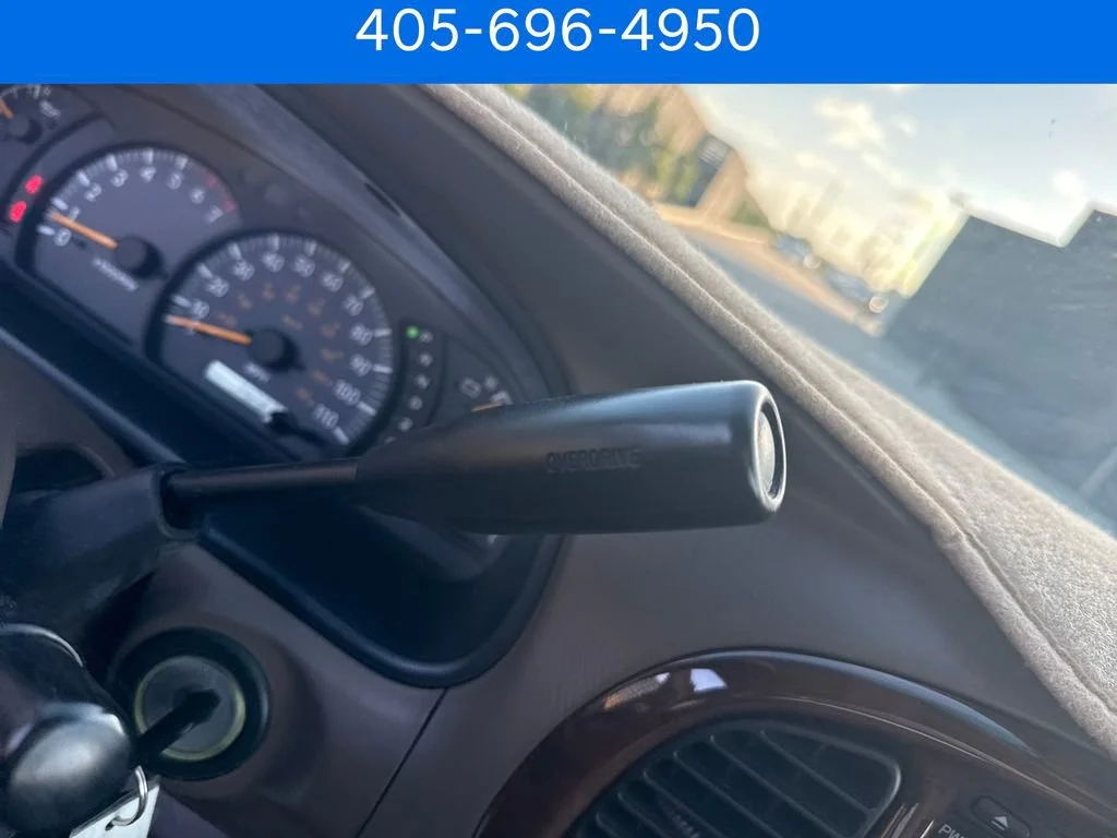 Pre-Owned 2003 Toyota Tundra SR5