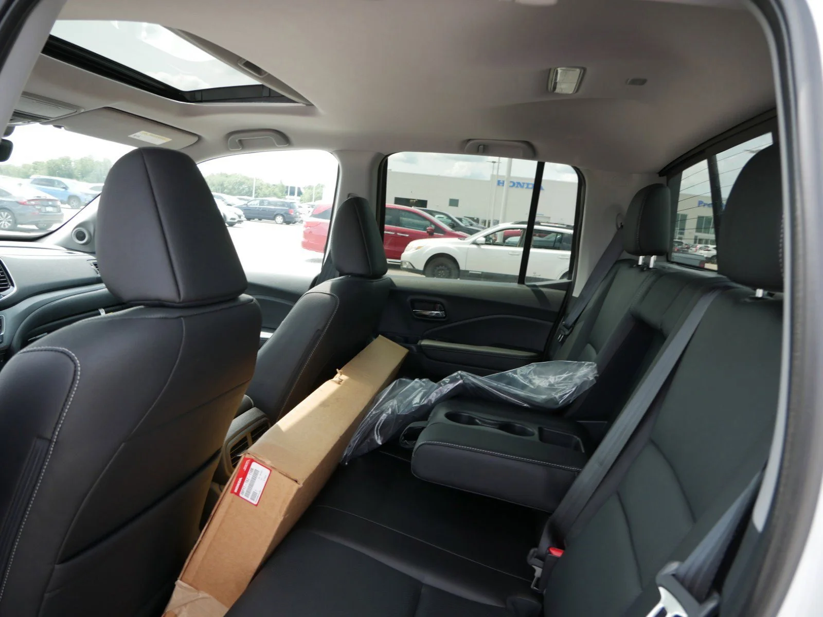 New 2026 Sonic Gray Pearl Honda RTL image 7