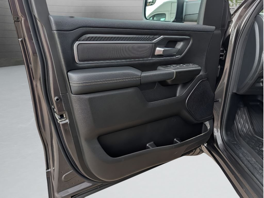 New 2026 Granite Crystal Metallic Clear-Coat Exterior Paint RAM Big Horn Night Edition Hemi 4x4 Crew Cab image 14