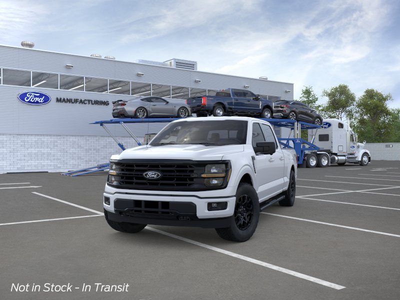 New 2026 Oxford White Ford XLT image 2