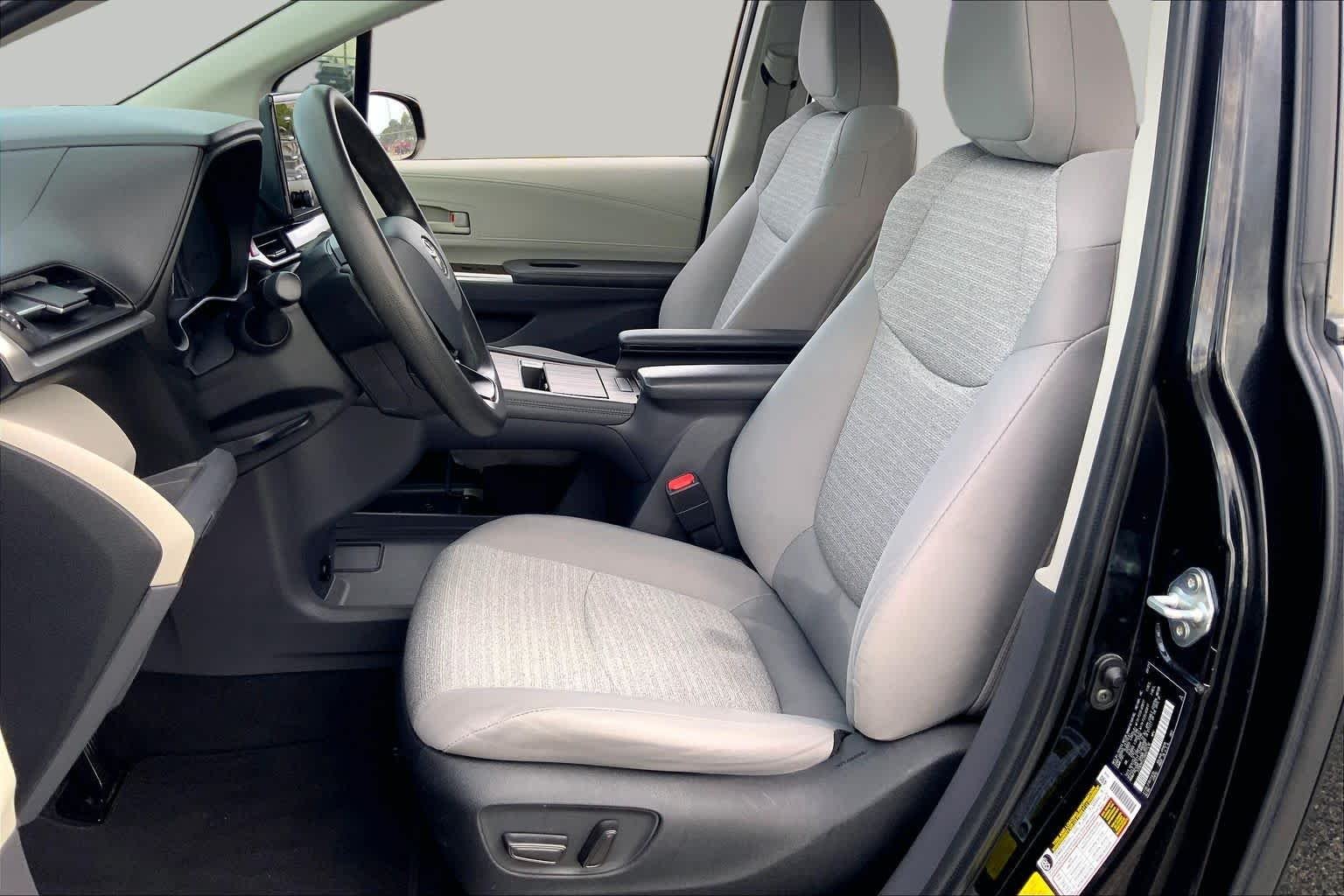 Used 2022 Midnight Black Metallic Toyota LE image 8
