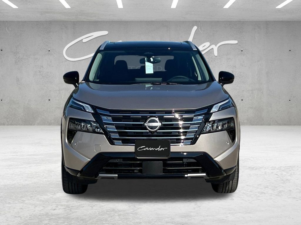 New 2026 Champagne Silver Metallic / Super Black Two-tone Nissan Platinum image 19