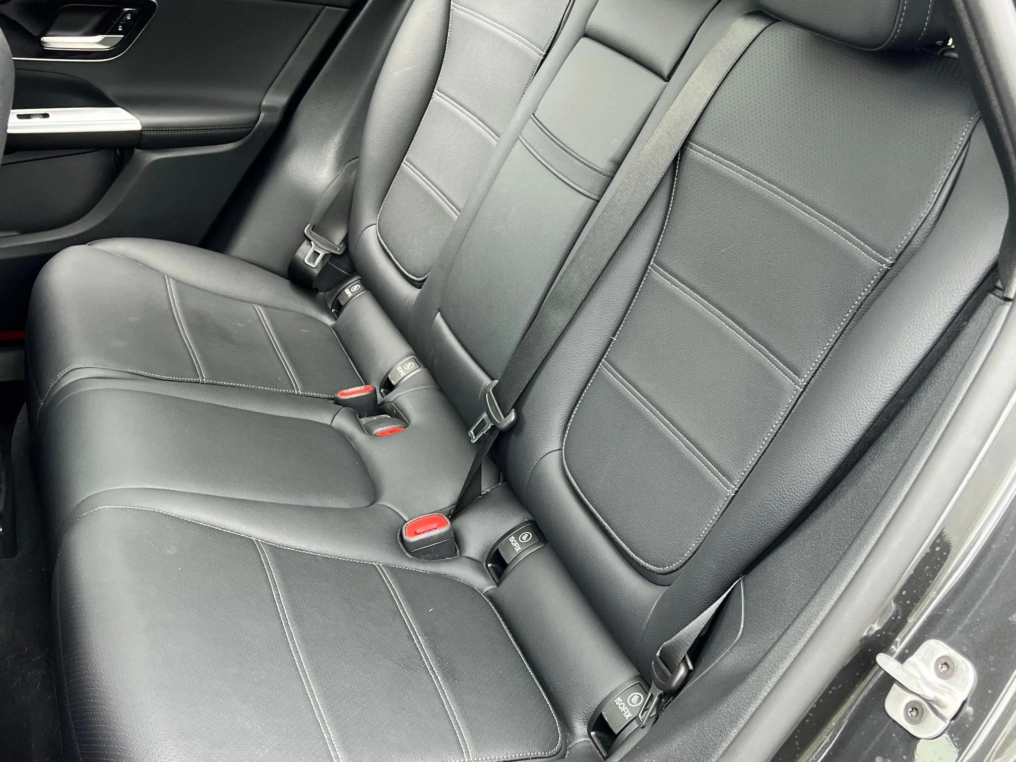 Used 2025 Gray Mercedes-Benz GLC 300 image 22