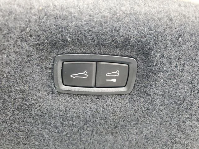 Used 2021 Gray Porsche 4S image 31