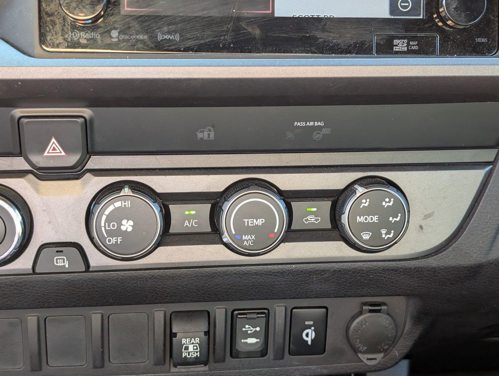 Used 2019 Super White Toyota TRD Off-Road image 21