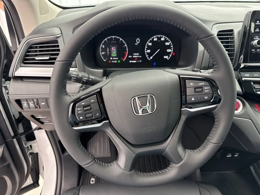New 2026 Platinum White Pearl Honda EX-L image 28