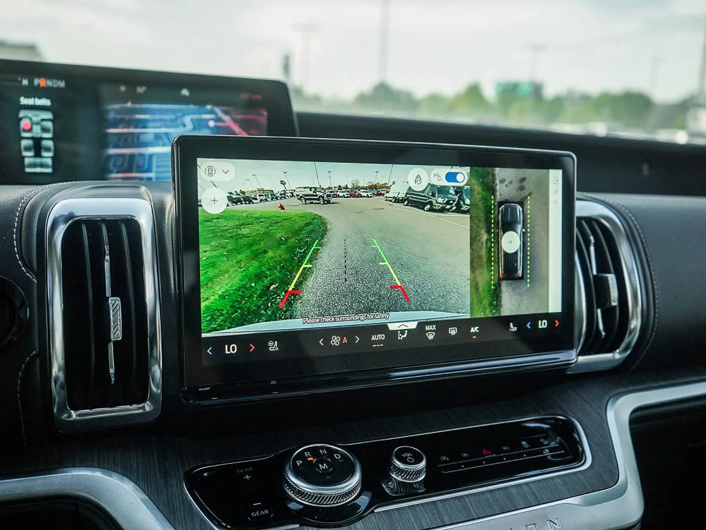 New 2026 Space Silver Metallic Ford MAX Platinum® image 26