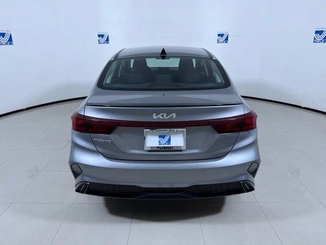 Used 2023 STEEL_GREY Kia LXS image 7
