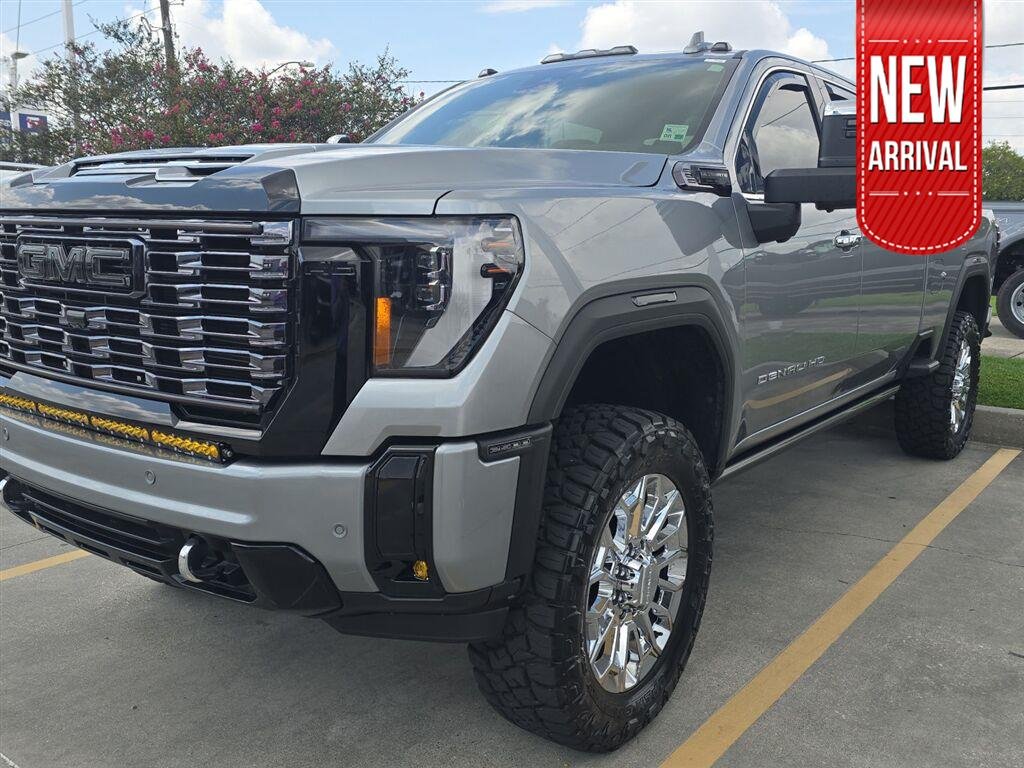 Used 2025 Sterling Metallic GMC Denali Ultimate image 1