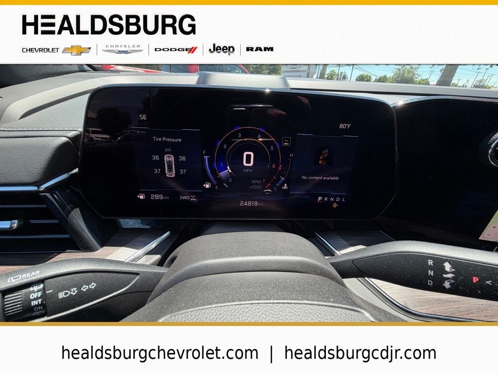 Used 2025 White Chevrolet LT image 19