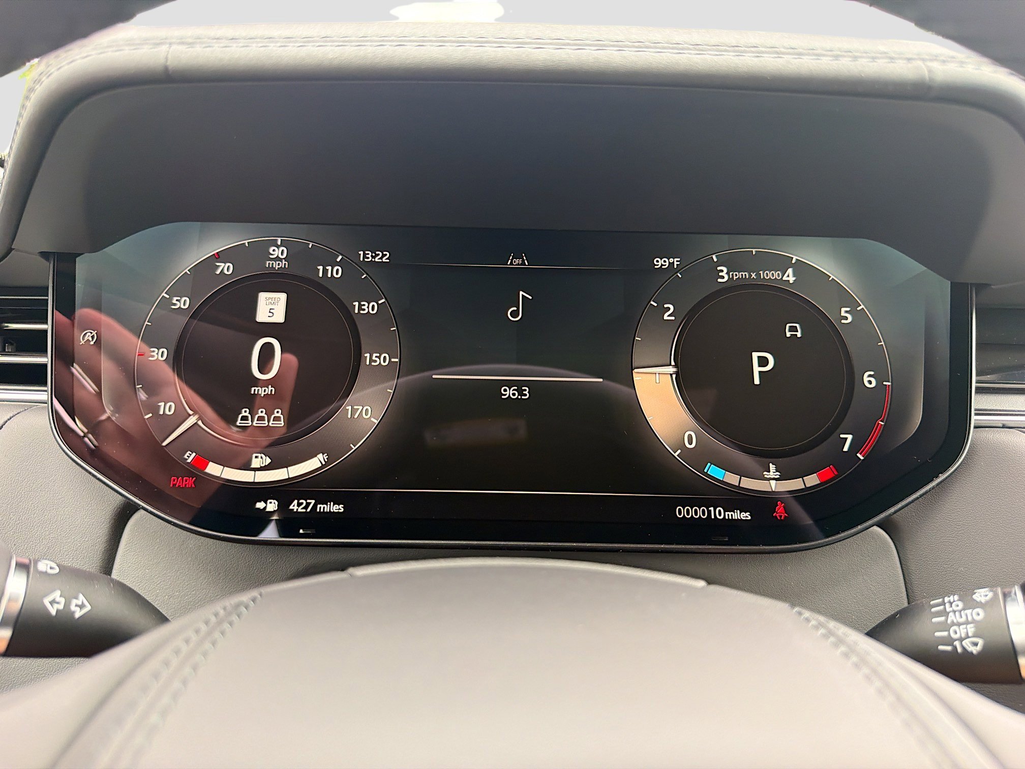 New 2026 Carpathian Grey Land Rover SE image 42