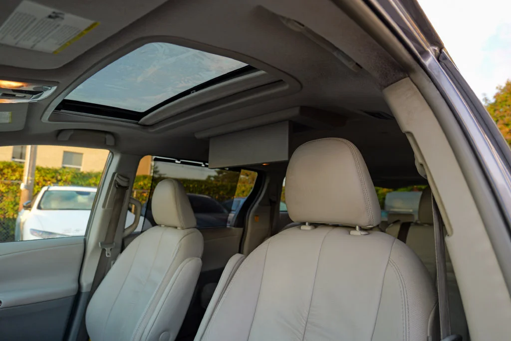 Used 2011 Predawn Gray Mica Toyota XLE image 19