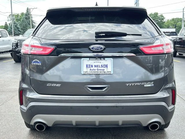 Used 2020  Ford Titanium image 8