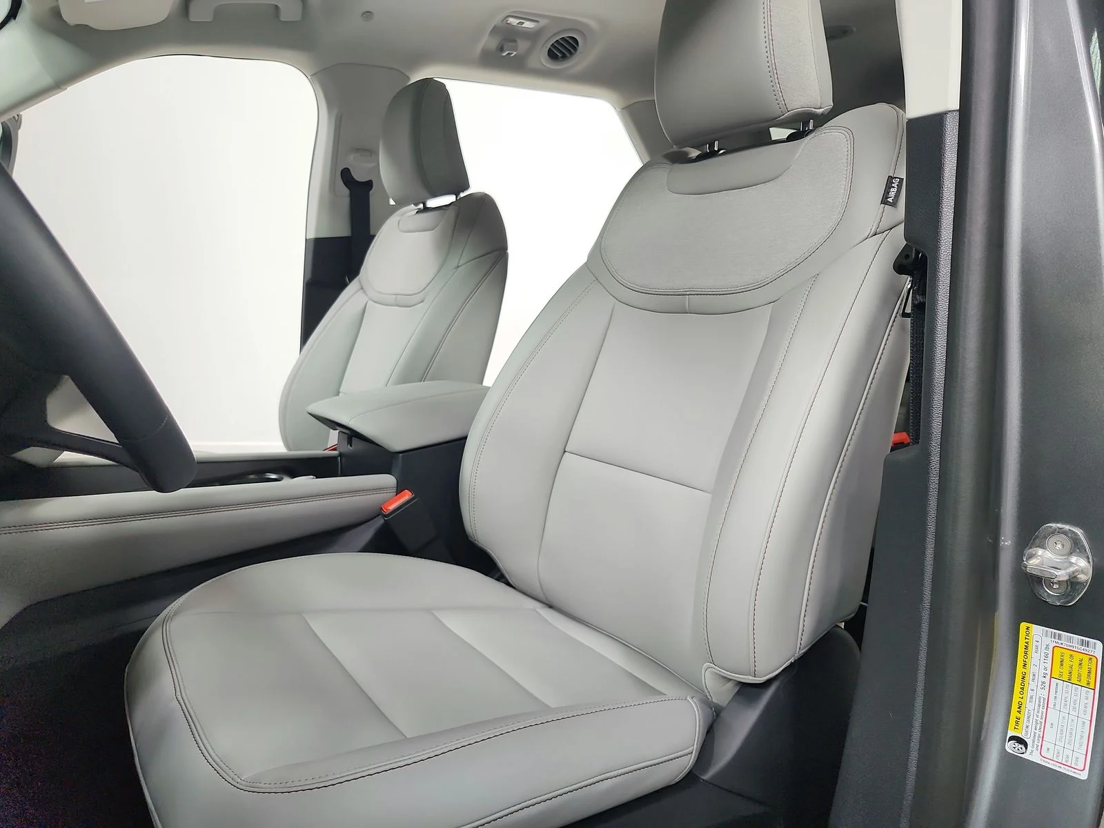 New 2026 Carbonized Gray Metallic Ford Active image 20