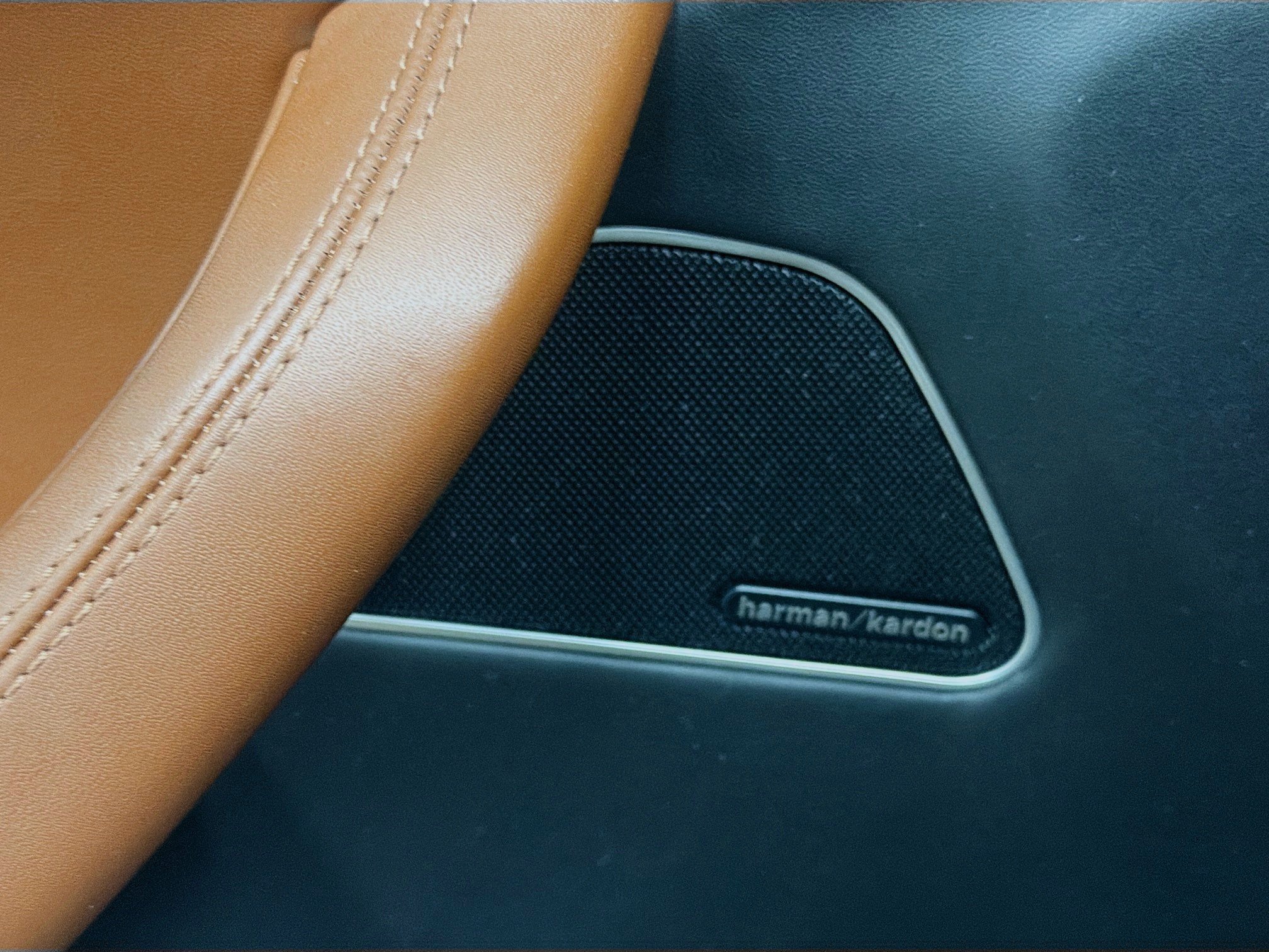 Used 2018 Gray Maserati GranLusso image 23