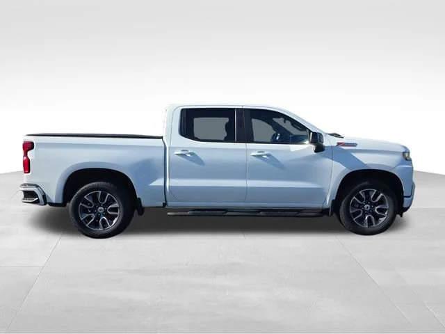 Used 2020 SUMMIT WHITE Chevrolet RST image 6
