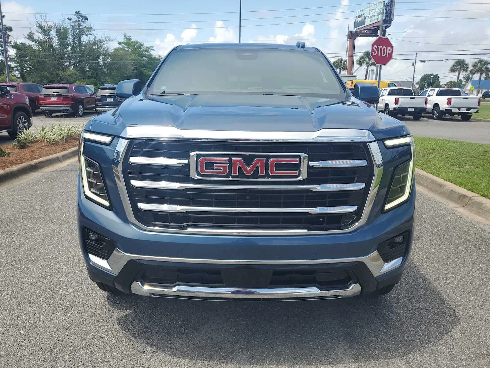 New 2026 Downpour Metallic GMC Elevation image 9